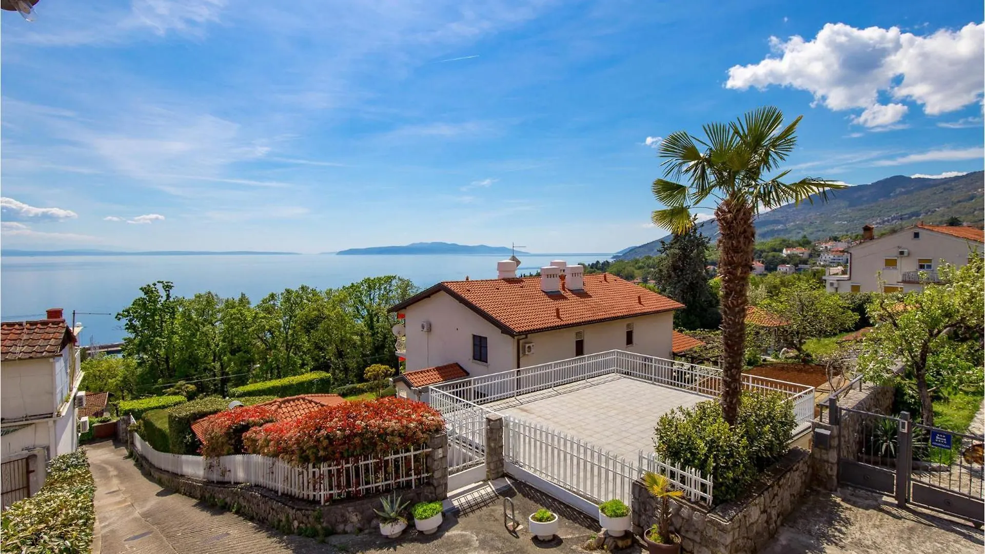 Lovely Apartment In Icici With Kitchen Croatia