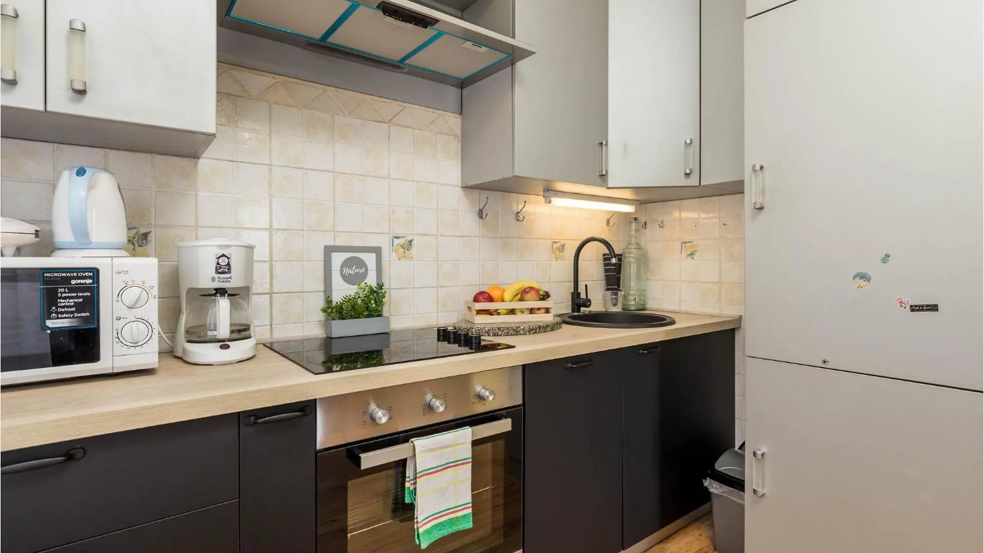 Lovely Apartment In Icici With Kitchen