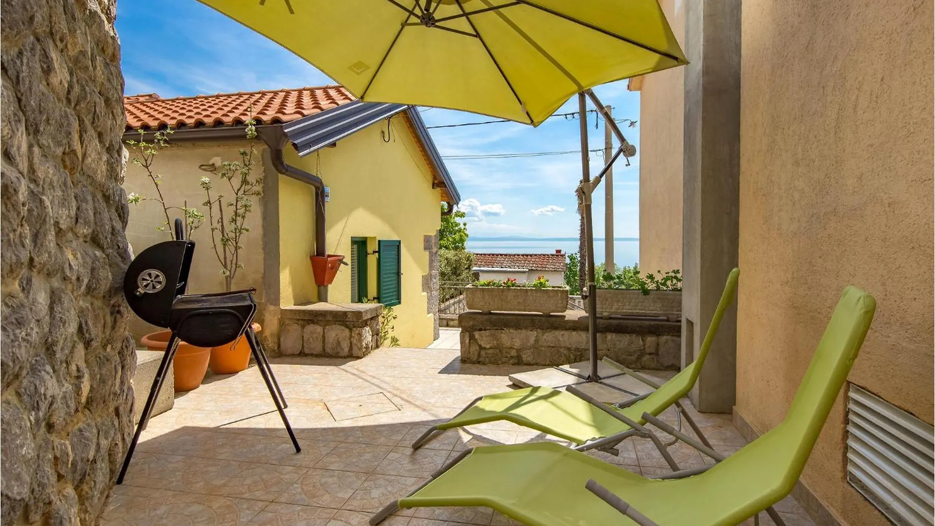 Lovely Apartment In Icici With Kitchen Croatia